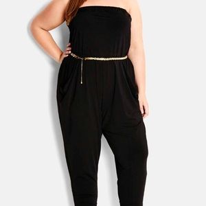 ✨HP✨NWT Plus Size Strapless Jumpsuit w/ gold belt