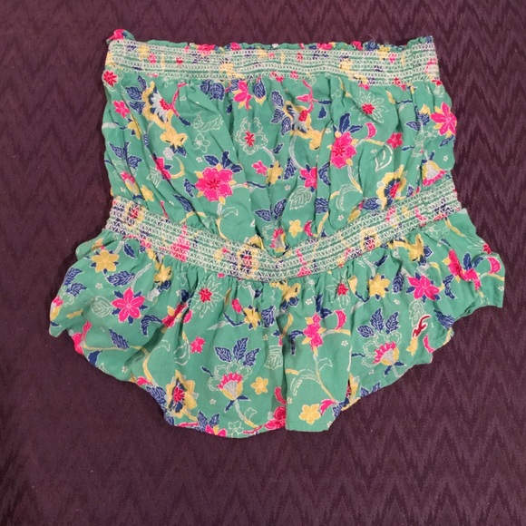 Strapless top