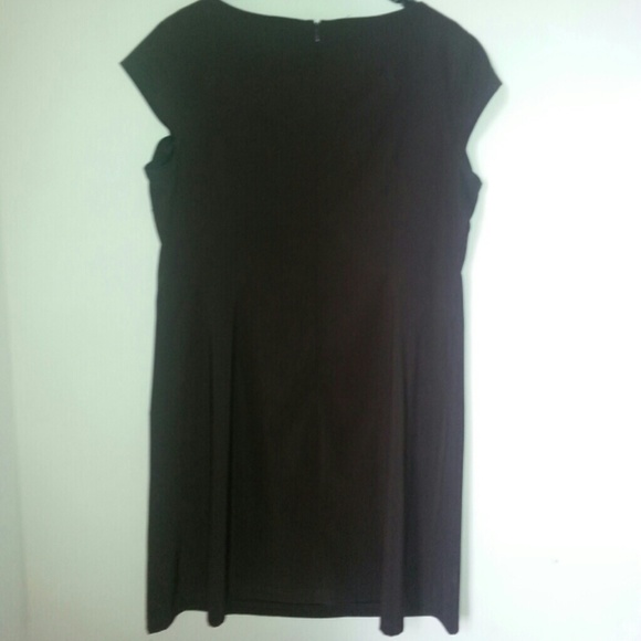 Brown Shift Dress - Picture 2 of 4