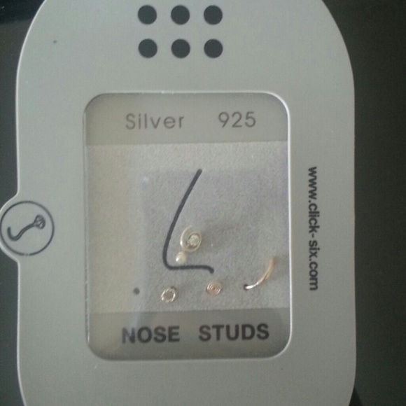 nose studs