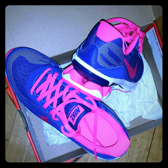 Nike Shoes - ●SOLD● *BNIB* HOTT 🔥Summer, Sz:7/Nikes!