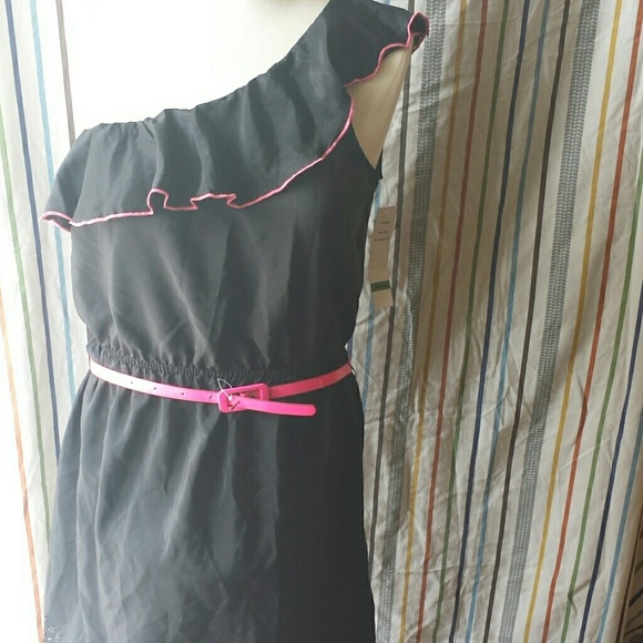 One shoulder summer dress black and fussia