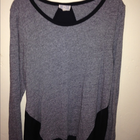 Cute Converse Shirt! - Picture 2 of 3