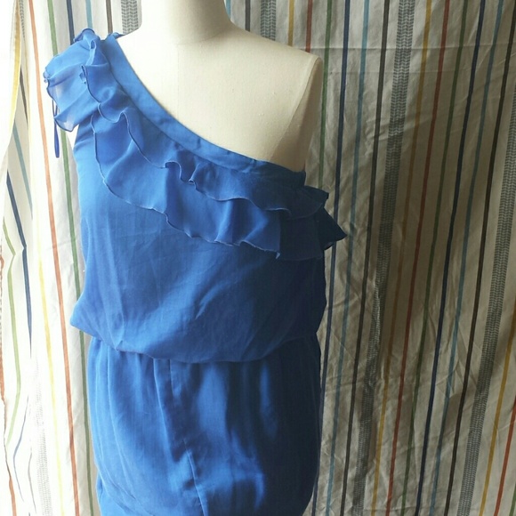Short suit navy blue with ruffles