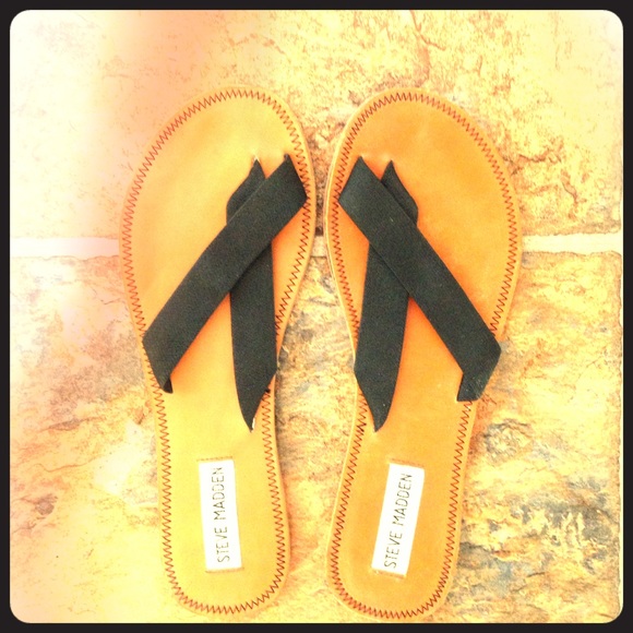 Steve Madden Showoff Sandal. Like new! 7.5