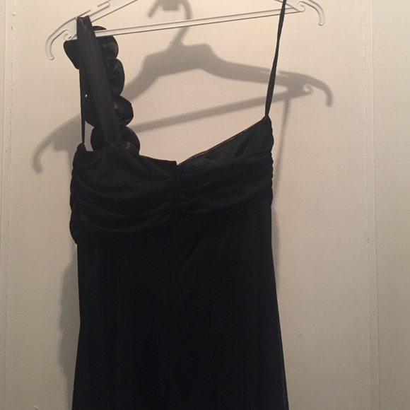 Dress - Picture 4 of 4