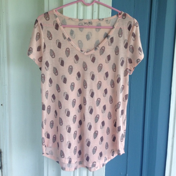***SOLD ON VINTED*** Baby Pink Owl Tee NWOT