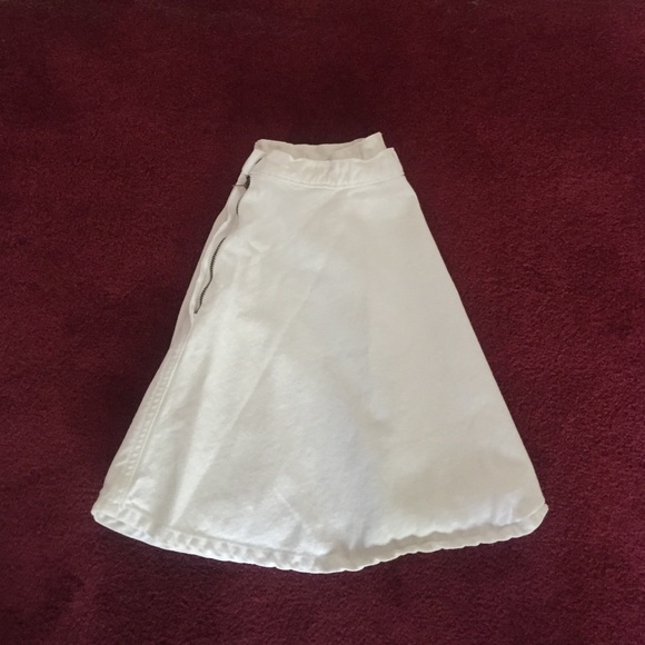 White AA Circle Skirt