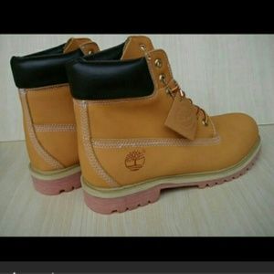 Timberlands .