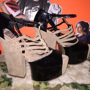 Dolce vita leather and suede heels!!