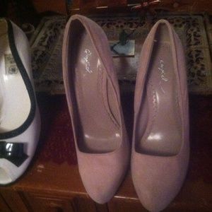 Light pink high heels