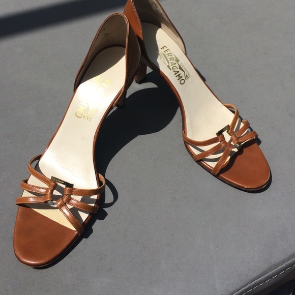 Salvatore Ferragamo Shoes - BUNDLED Ferragamo leather heels
