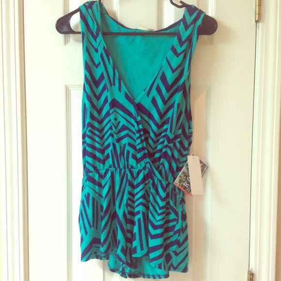 SOLD Roxy Treehouse Romper - Picture 1 of 2