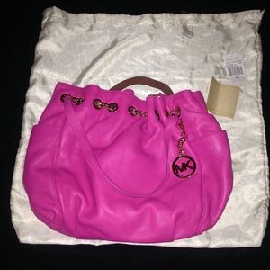 Michael Kors Pink Jet Set Chain Ring Bag
