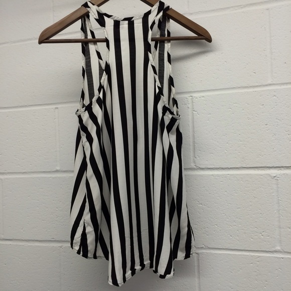 Racer back tank - Picture 3 of 4