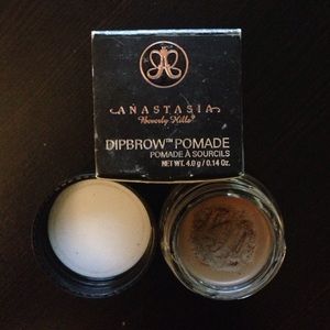 Anastasia Dipbrow Pomade in Blonde