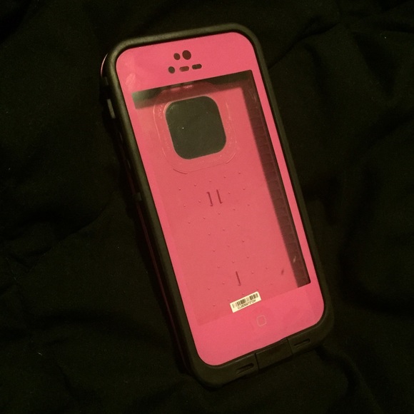 iPhone 5 Pink/Magenta Fre Lifeproof Case