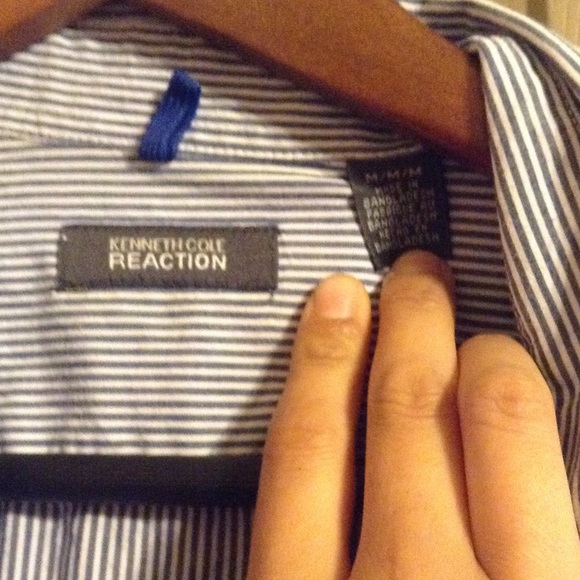 Men's Kenneth Cole shirt - Picture 2 of 2