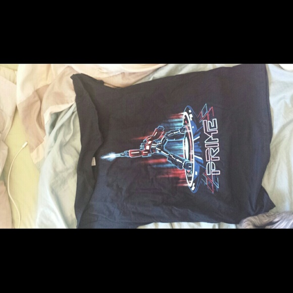 Exclusive Lootcrate T-shirt - Picture 1 of 2