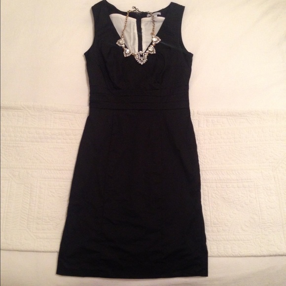 H&M Dresses & Skirts - H&M Black Fitted Dress