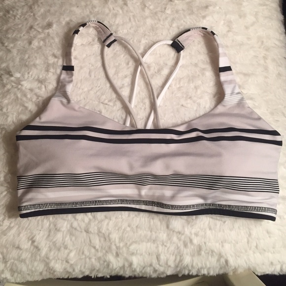 lululemon athletica Tops - Lululemon free to be bra