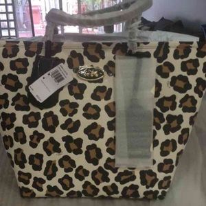 ****AUTHENTIC COACH NEW/W TAGS HANDBAG!