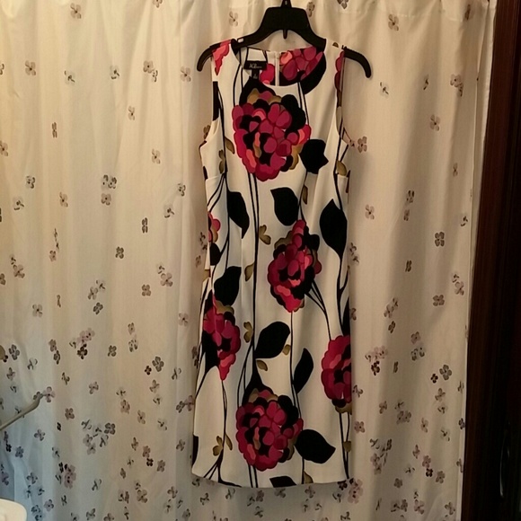 AGB Floral Sheath Dress