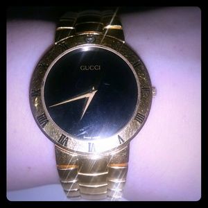 (TRADE)Gold Plated Gucci Watch(PRICE REDUCED 80%)