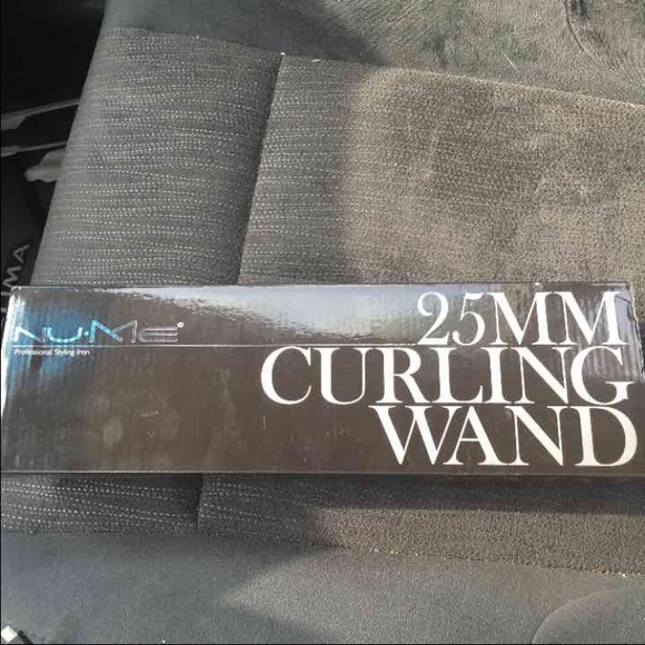 Nume curling wand 25mm Brand new!!!