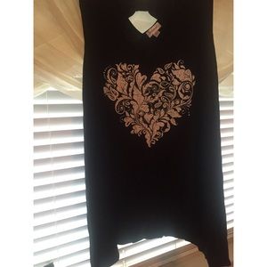 NWOT Avenue tank style T with heart 26/28