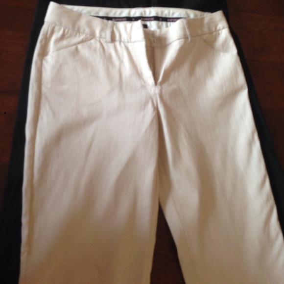 2 pairs of Express Editor capri pants - Picture 2 of 4