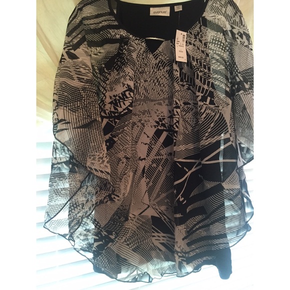 NWT Avenue summery blouse tank fly-away 22/24
