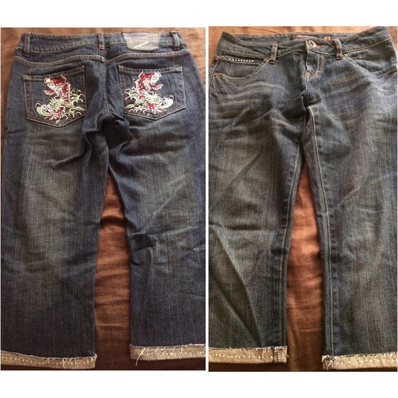 💥🏷$5 off! Ed Hardy Capri pants