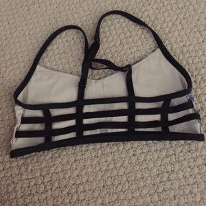 OFFERS PLS Lululemon Milky Way hot spell bra sz 2