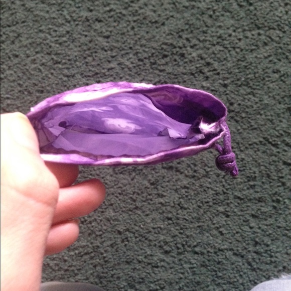 URBAN DECAY NAKED SKIN POWDER FOUNDATION BAG - Picture 3 of 3