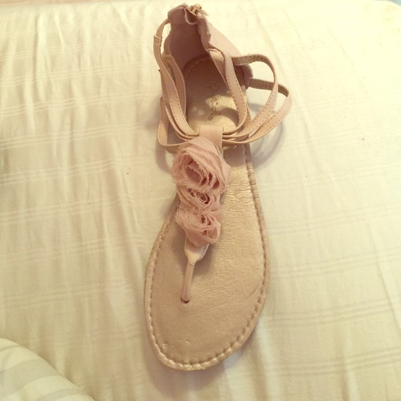 Nude/ Pink back zip sandals