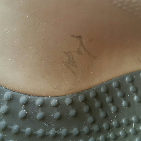 Brown bronze crocs. 9. worn once. LN - Picture 4 of 4