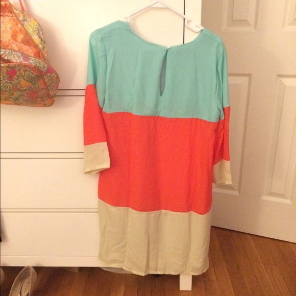 Dress - Picture 2 of 3