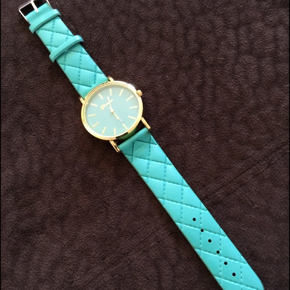 Mint turquoise gold fashion watch - Picture 3 of 3