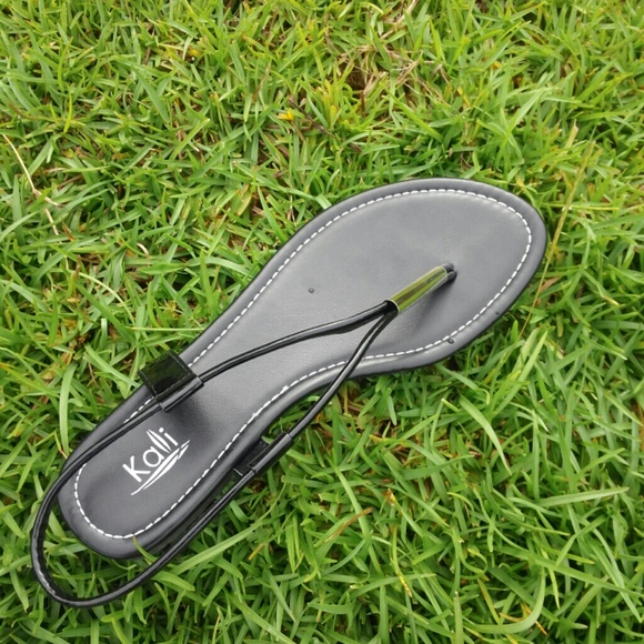 😊SOLD😊 Black Sandals - Picture 3 of 3