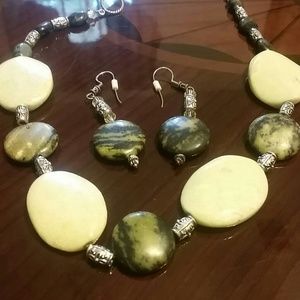 Bracelet and earrings