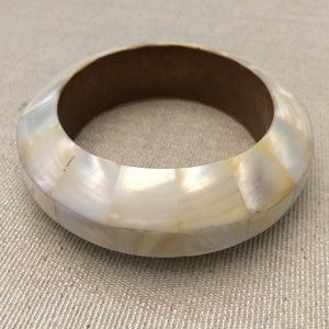 Shell Bangle Bracelet