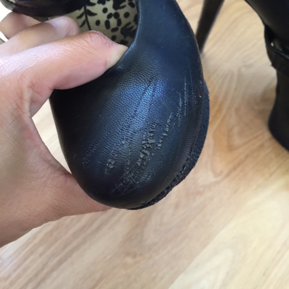 BCBGenration - Picture 3 of 4