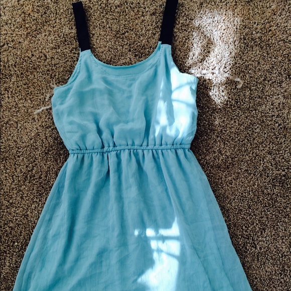 Xhilaration size medium - Picture 1 of 1