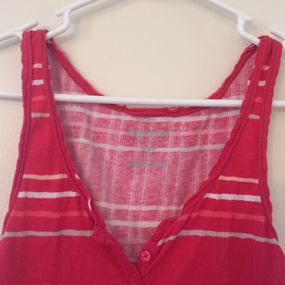 Top - Picture 2 of 2