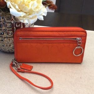 Coach Signature Wallet Wristlet