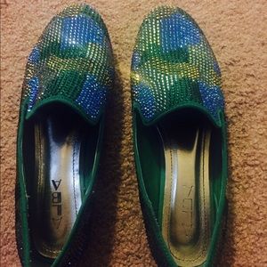 Dazzling Flats