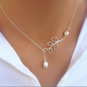 Faux Pearl Lariat Necklace