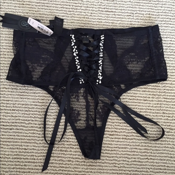 🚫🚫SOLD🚫🚫Victoria's Secret Designer Panty - Picture 2 of 4