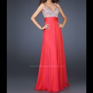 La Femme 16802 in watermelon size 2